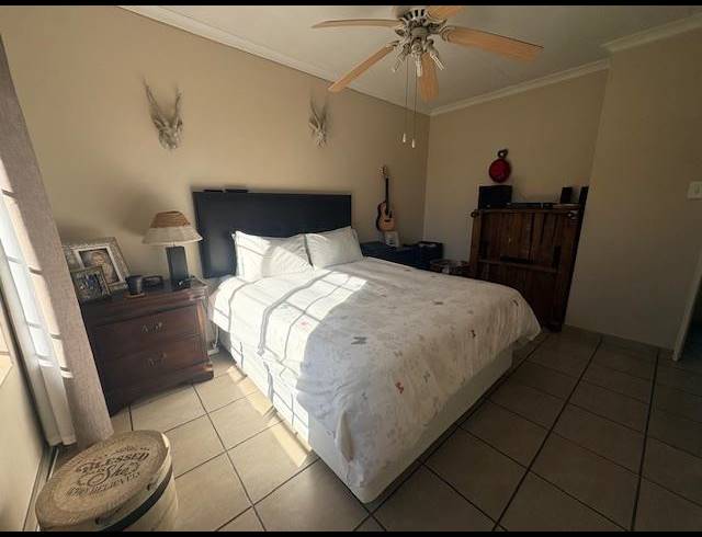 2 BEDROOM TOWNHOUSE FOR SALE IN AMBERFIELD HEIGHTS